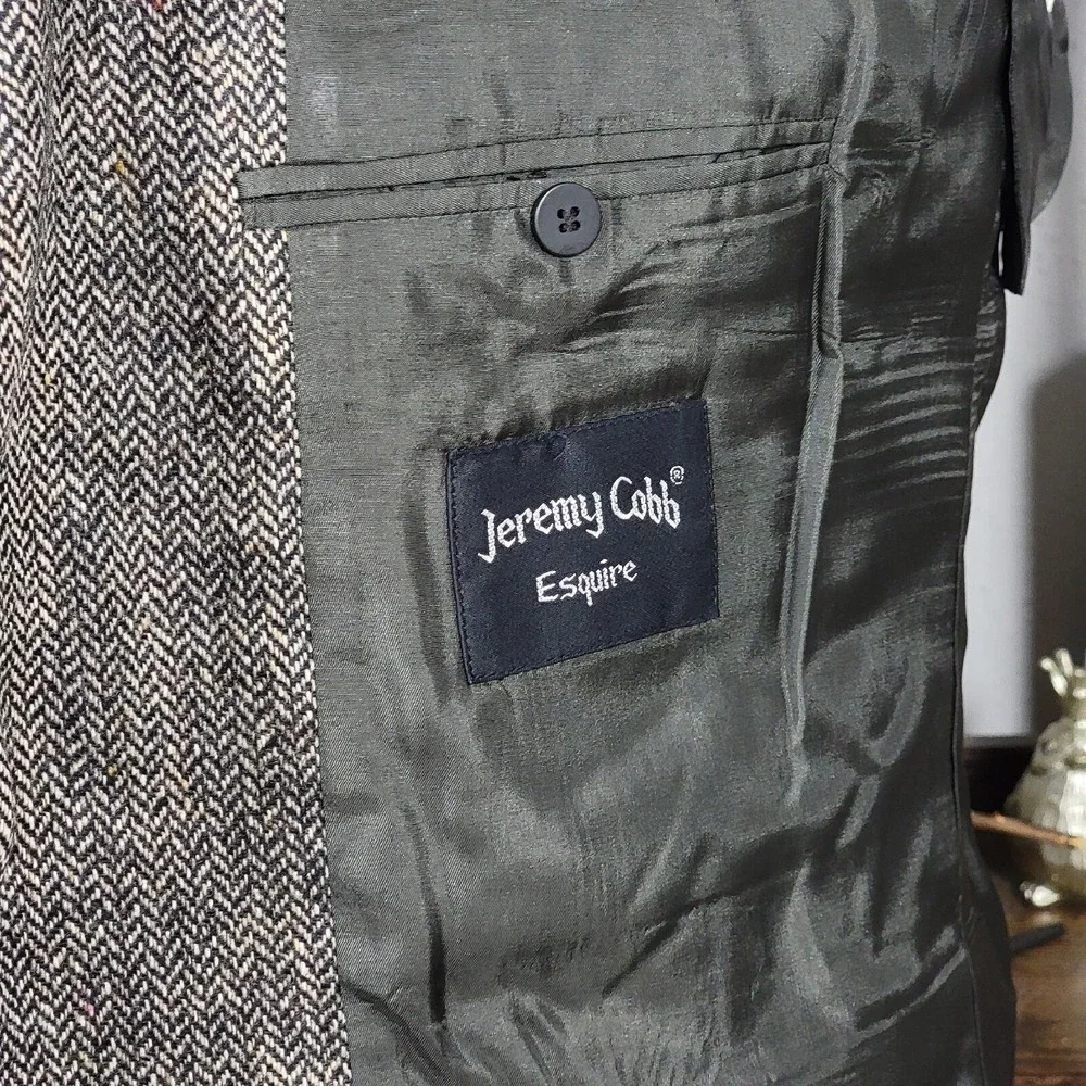 VTG Jeremy Cobb Esquire Mens Tweed Sport Coat Three Button Brown herringbone 44R